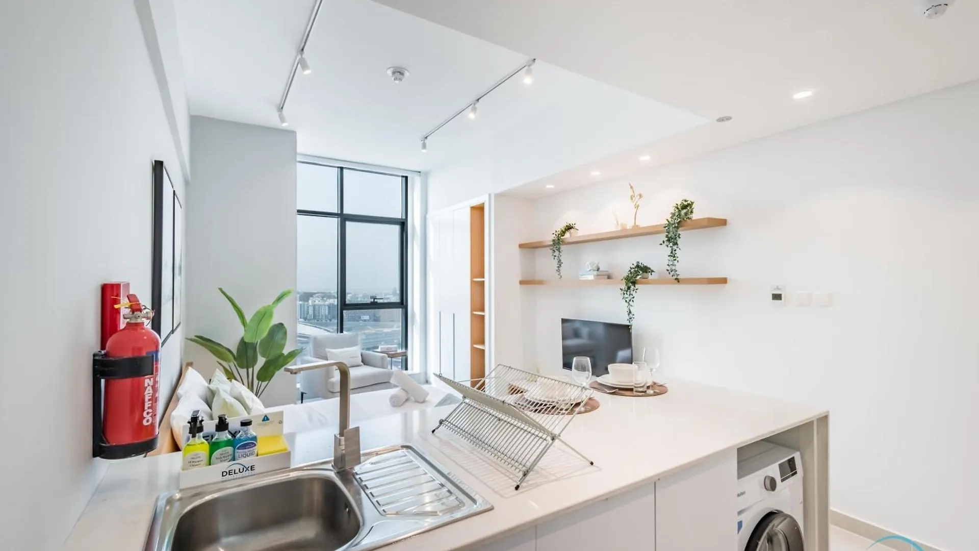 Chic Studio Apartment In Blue Wave Tower, Dubailand By Deluxe Holiday Homes