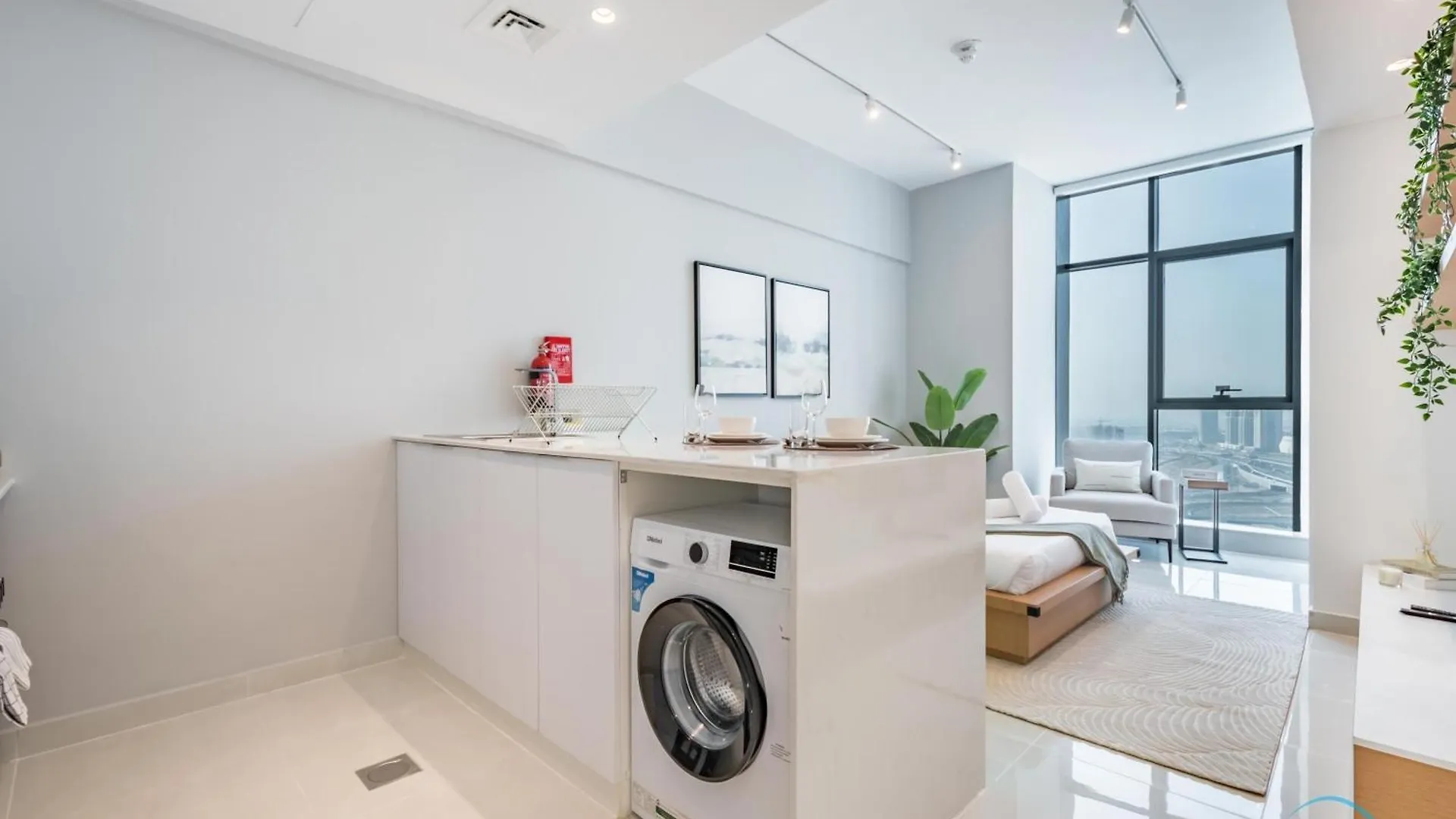Chic Studio Apartment In Blue Wave Tower, Dubailand By Deluxe Holiday Homes