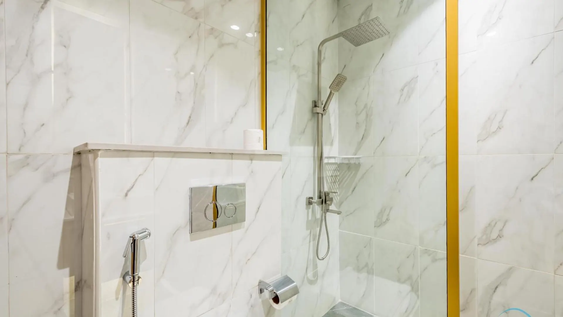 Chic Studio Apartment In Blue Wave Tower, Dubailand By Deluxe Holiday Homes United Arab Emirates